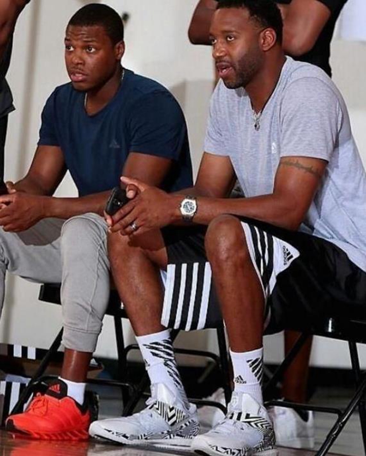 火箭主场迎战公牛，伤病最新情况发布：仅两人缺阵 申京继续担纲首发